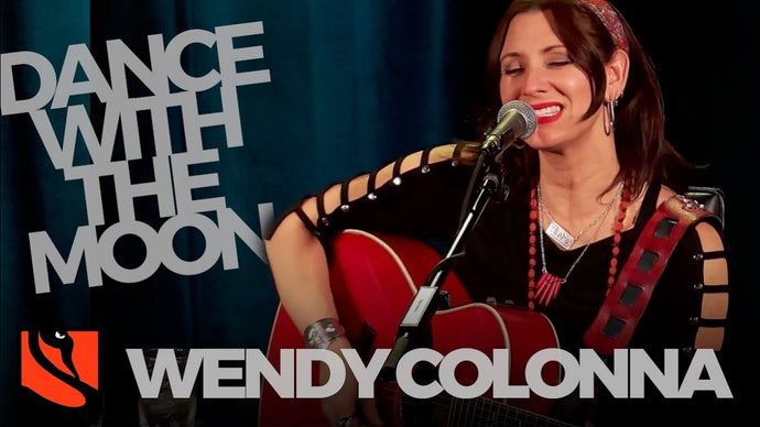 Dance With the Moon | Wendy Colonna